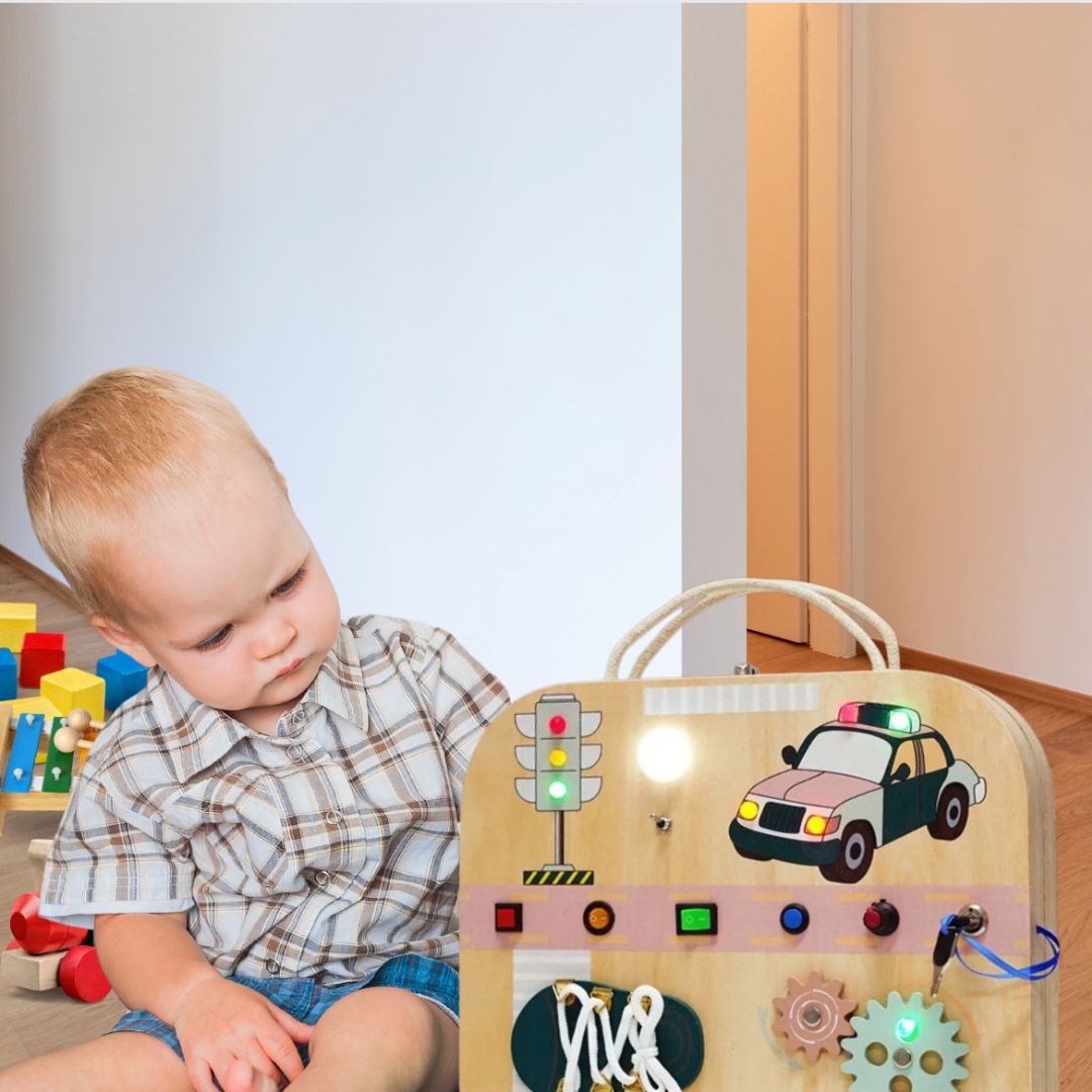 Busy-board-curiosite-enfant