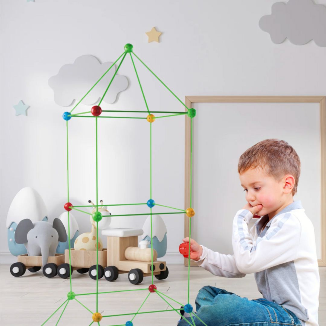 Kit-de-construction-cabane-enfant-reflechit