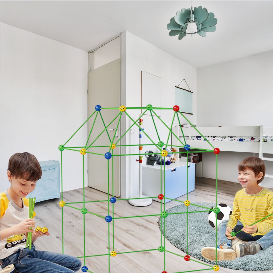 Kit-de-construction-cabane-travail-equipe